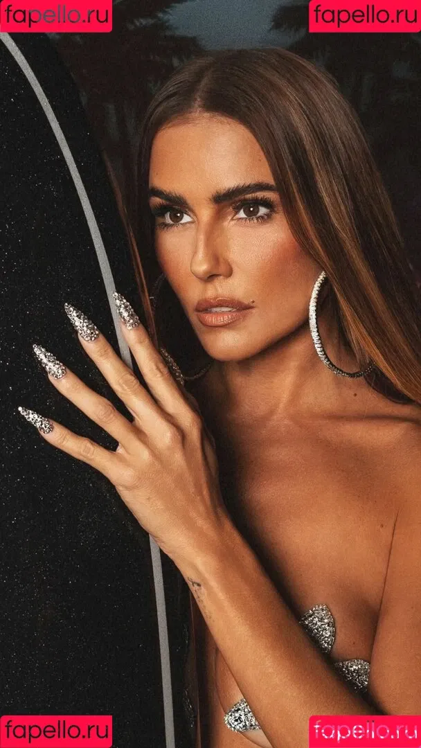 Deborah Secco / dedesecco Onlyfans Photo Gallery 