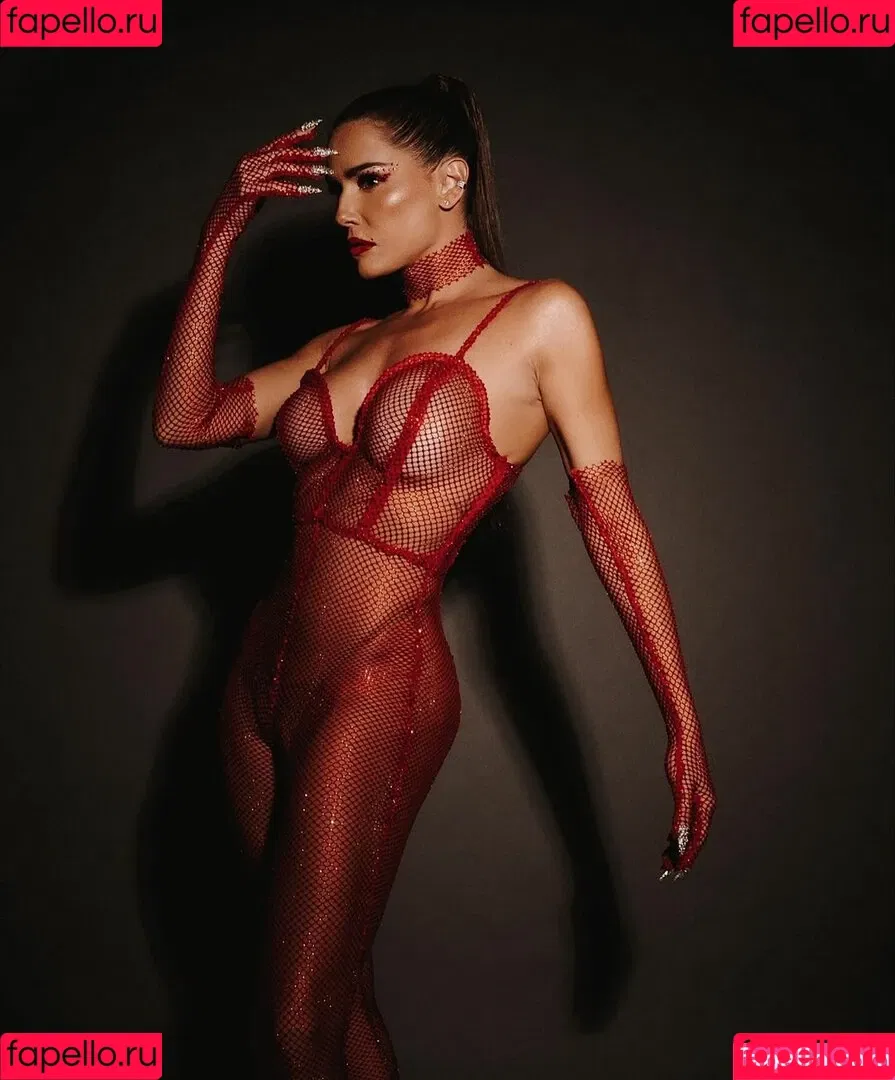 Deborah Secco / dedesecco Onlyfans Photo Gallery 