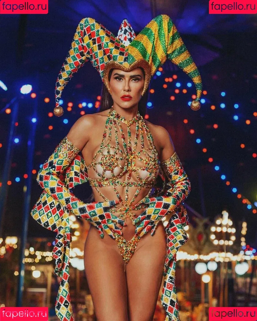 Deborah Secco / dedesecco Onlyfans Photo Gallery 