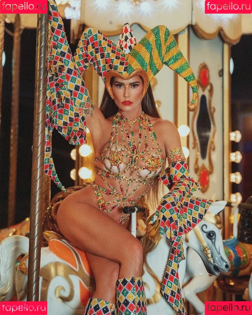 Deborah Secco / dedesecco Onlyfans Photo Gallery 