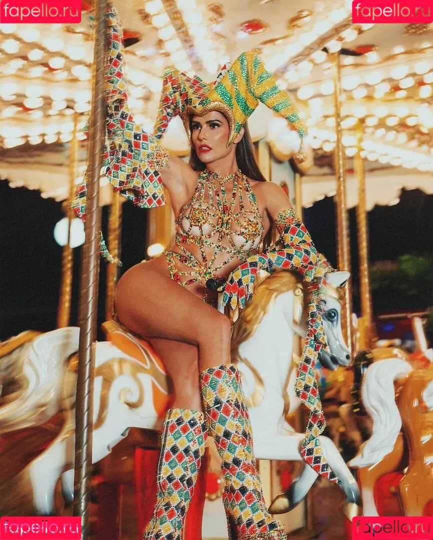 Deborah Secco / dedesecco Onlyfans Photo Gallery 