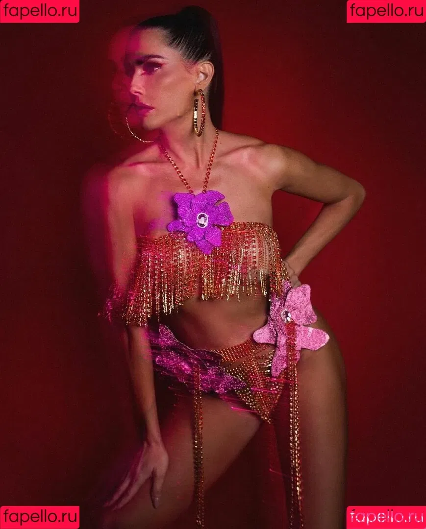 Deborah Secco / dedesecco Onlyfans Photo Gallery 
