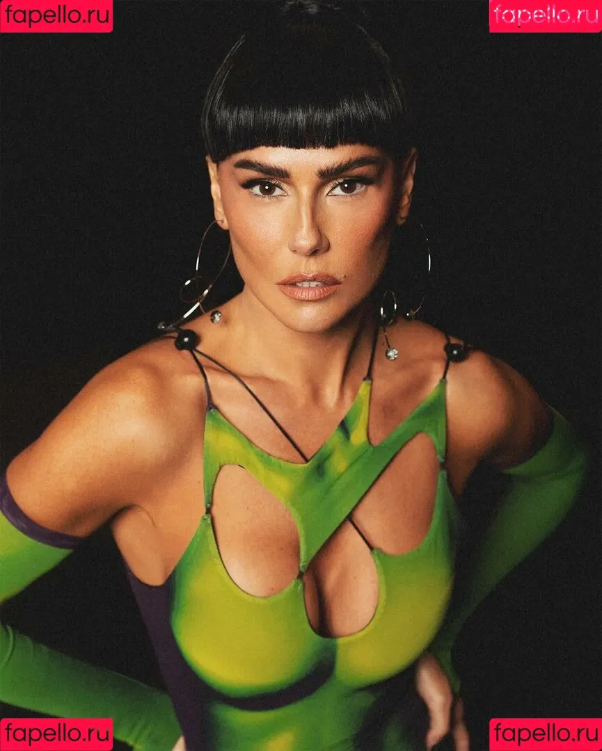 Deborah Secco / dedesecco Onlyfans Photo Gallery 