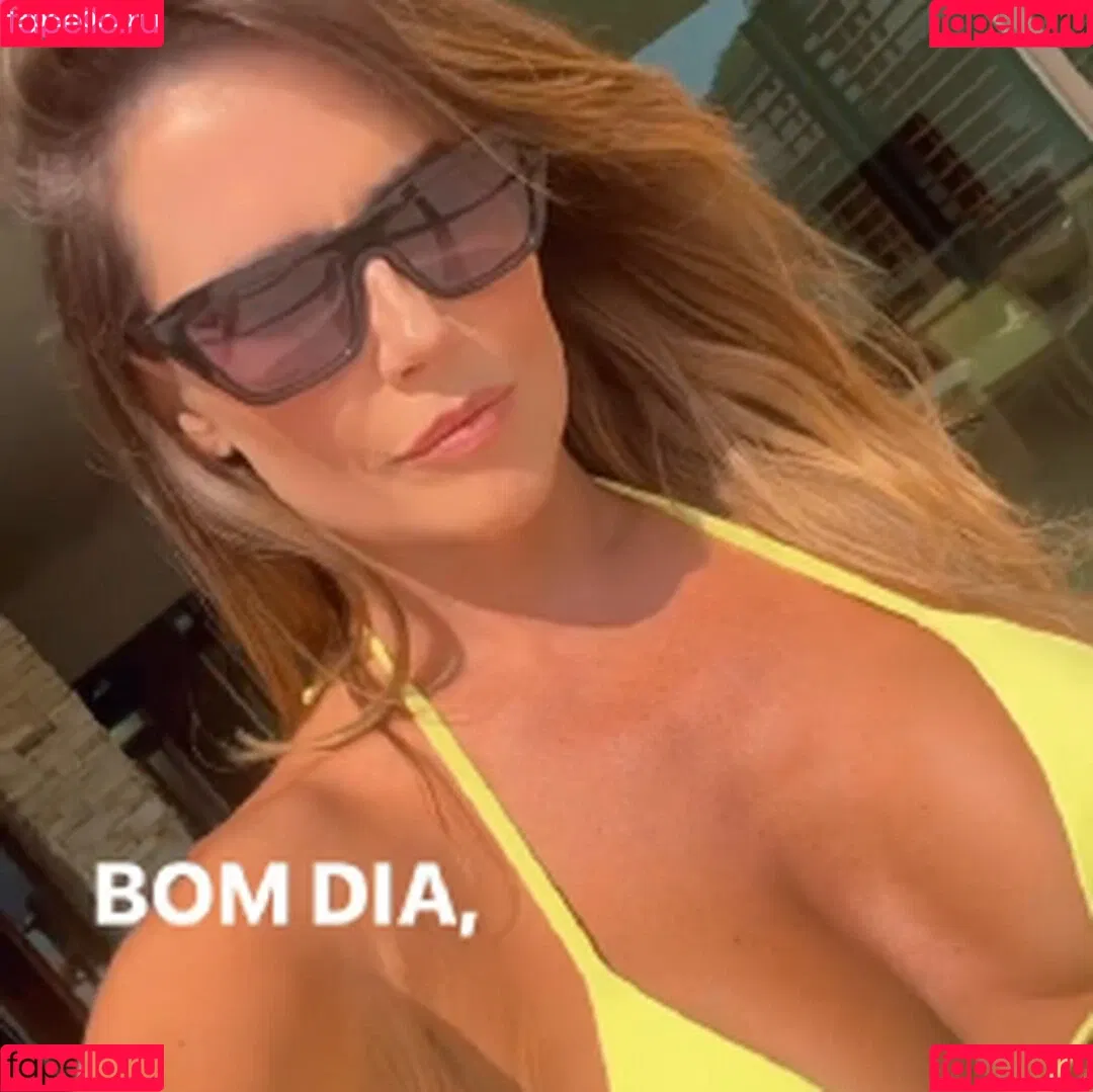 Deborah Secco / dedesecco Onlyfans Photo Gallery 