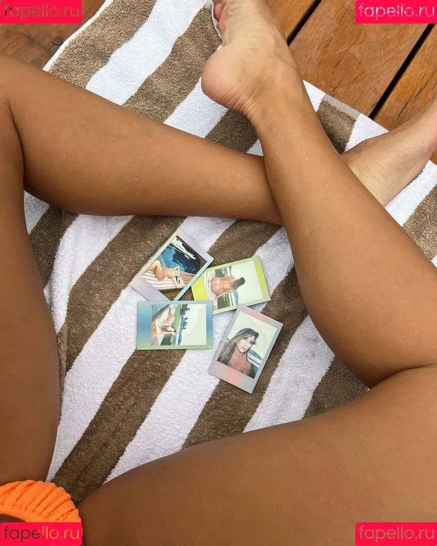 Deborah Secco / dedesecco Onlyfans Photo Gallery 