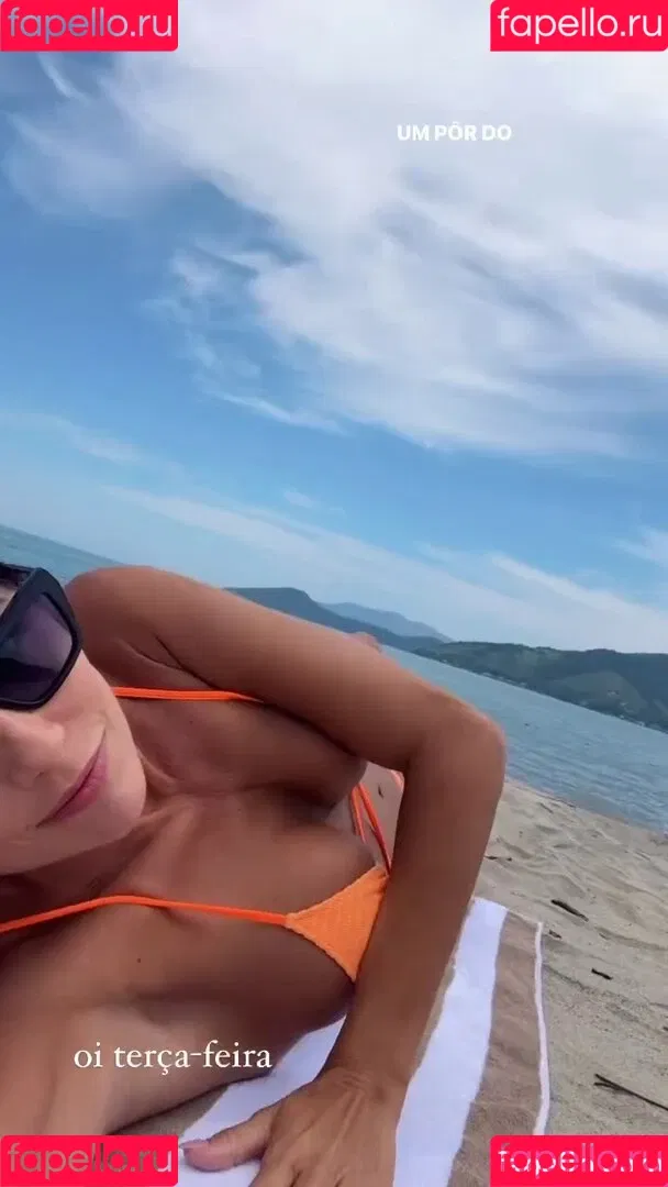 Deborah Secco / dedesecco Onlyfans Photo Gallery 