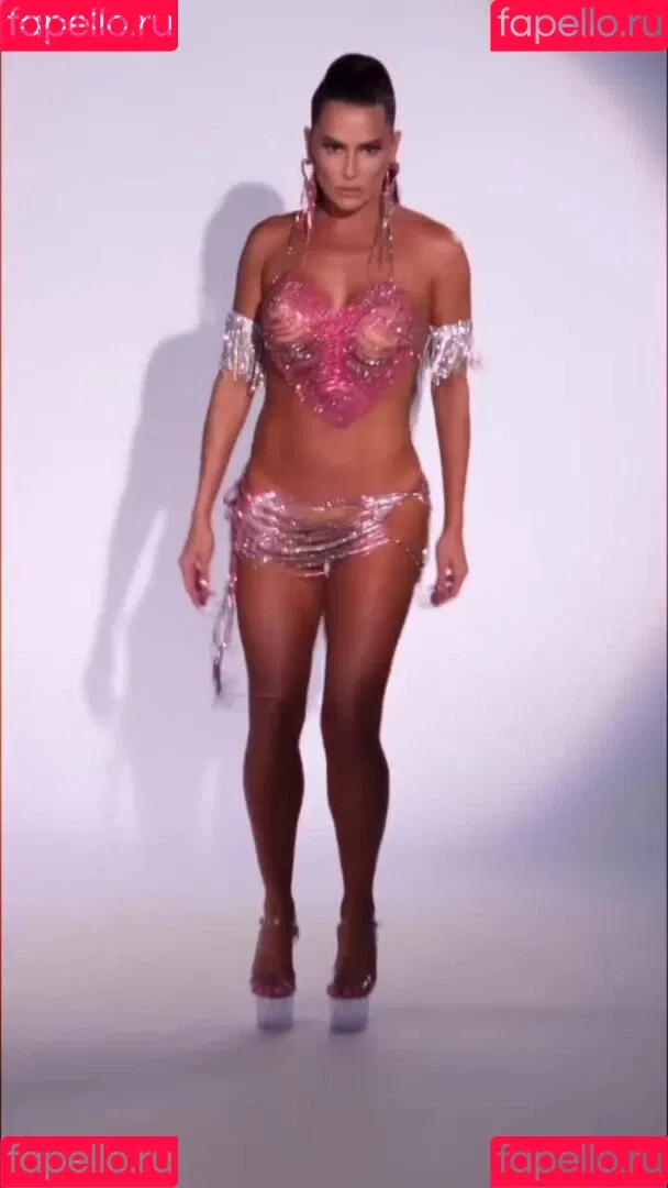 Deborah Secco / dedesecco Onlyfans Photo Gallery 