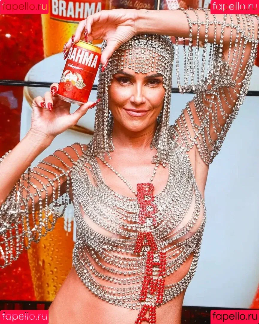 Deborah Secco / dedesecco Onlyfans Photo Gallery 