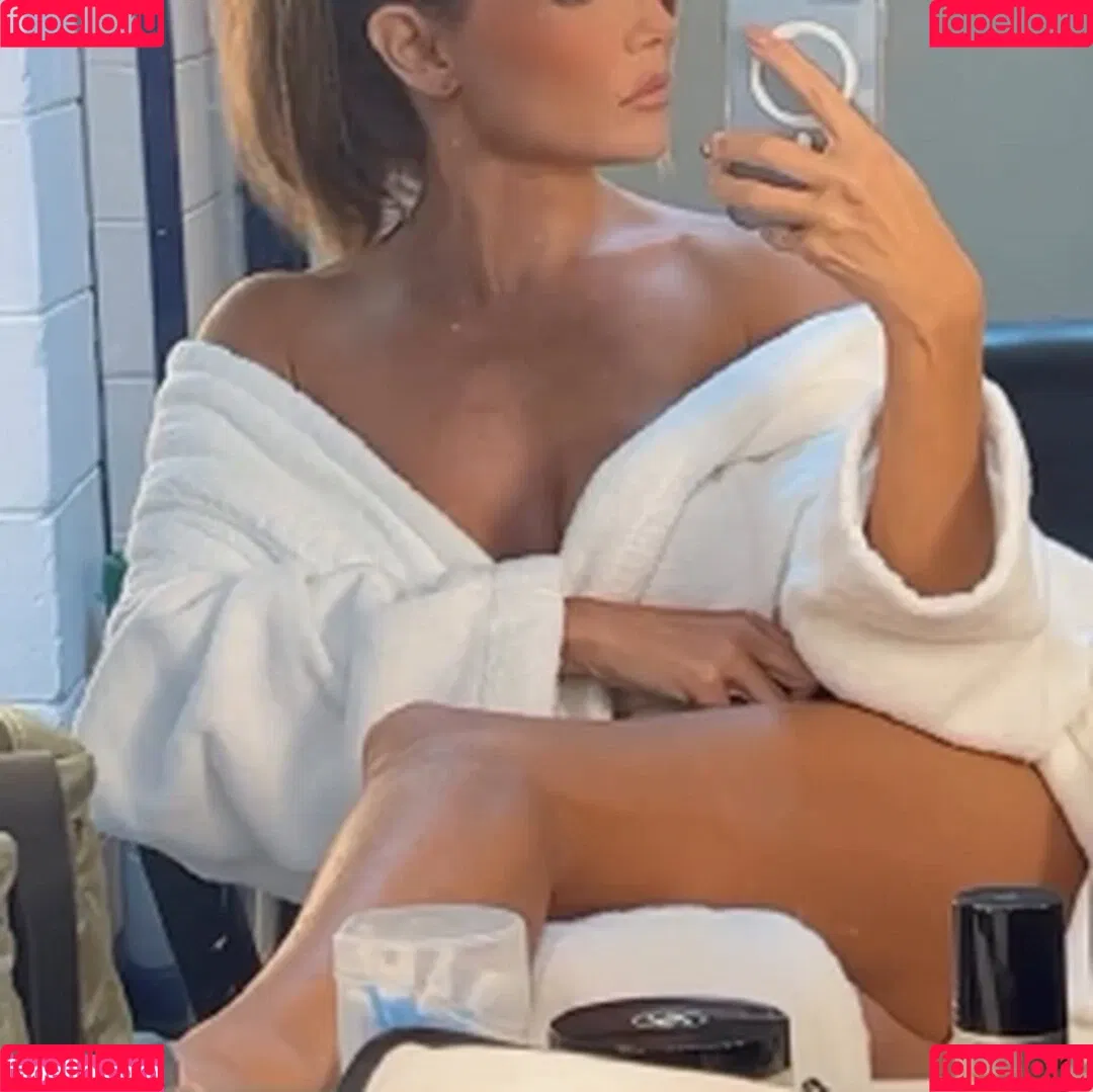 Deborah Secco / dedesecco Onlyfans Photo Gallery 