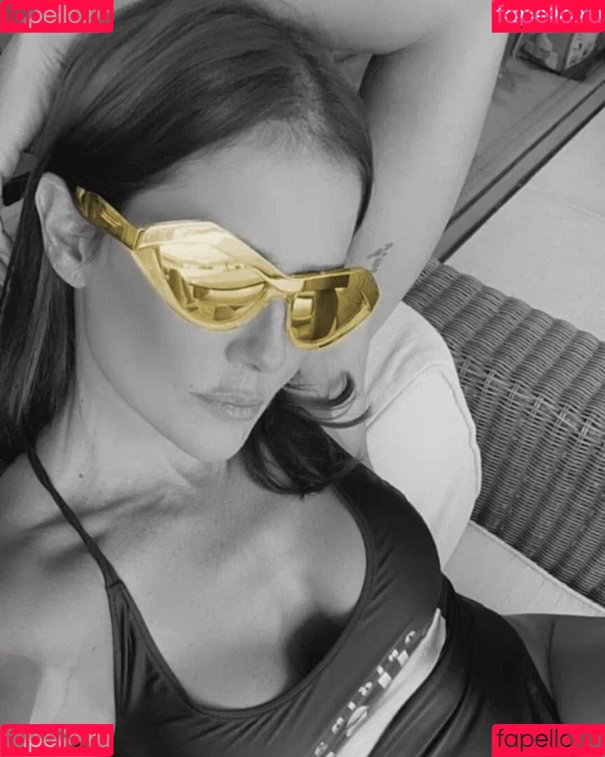 Deborah Secco / dedesecco Onlyfans Photo Gallery 