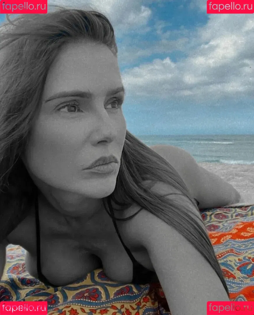 Deborah Secco / dedesecco Onlyfans Photo Gallery 
