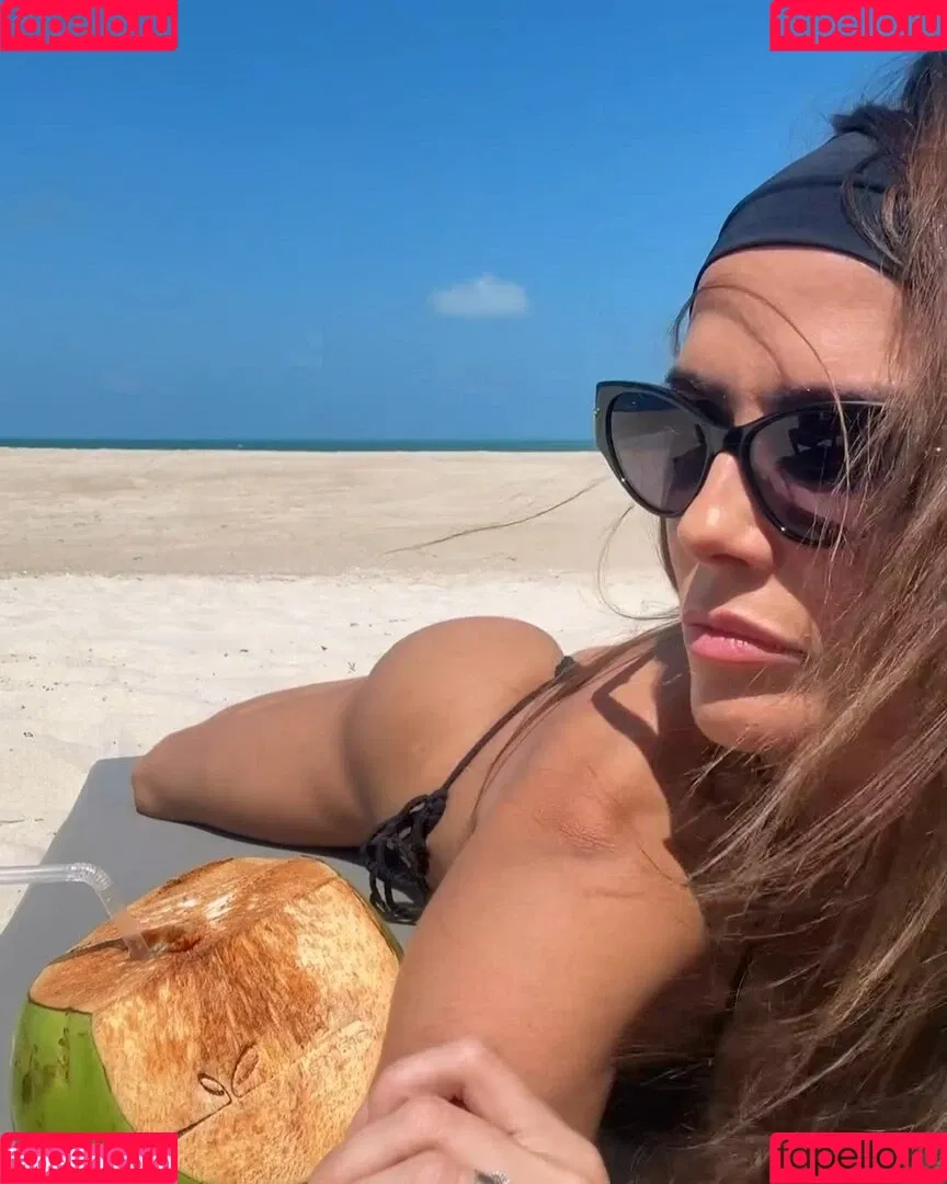 Deborah Secco / dedesecco Onlyfans Photo Gallery 