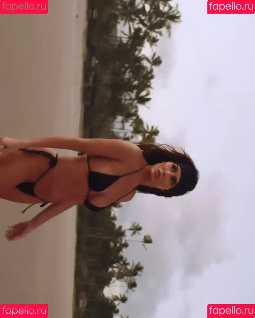 Deborah Secco / dedesecco Onlyfans Photo Gallery 