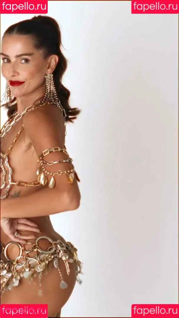 Deborah Secco / dedesecco Onlyfans Photo Gallery 