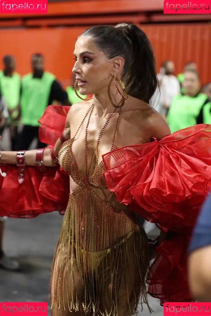 Deborah Secco / dedesecco Onlyfans Photo Gallery 