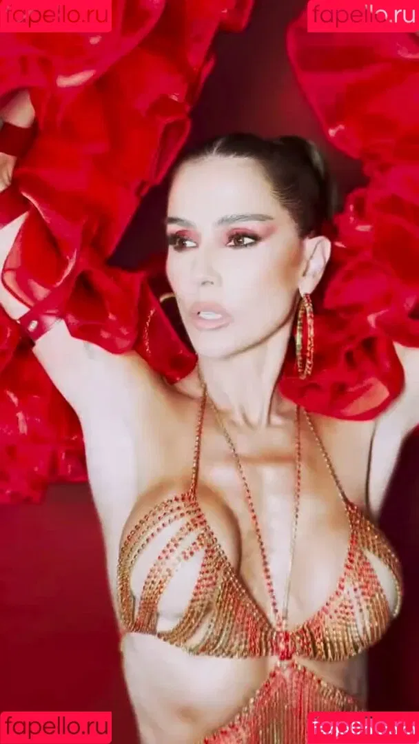 Deborah Secco / dedesecco Onlyfans Photo Gallery 