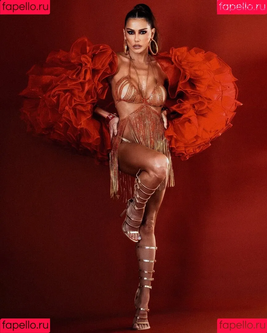 Deborah Secco / dedesecco Onlyfans Photo Gallery 