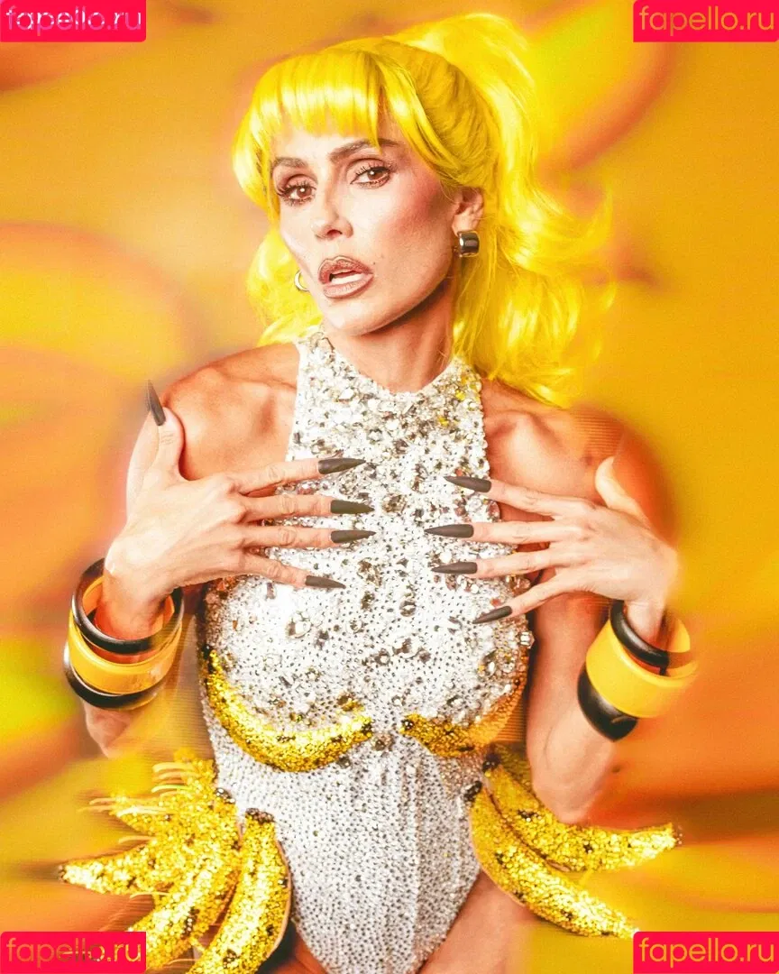 Deborah Secco / dedesecco Onlyfans Photo Gallery 
