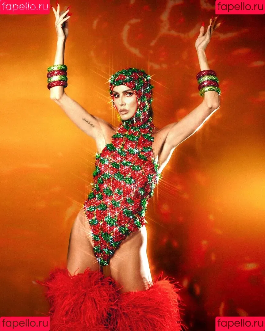 Deborah Secco / dedesecco Onlyfans Photo Gallery 