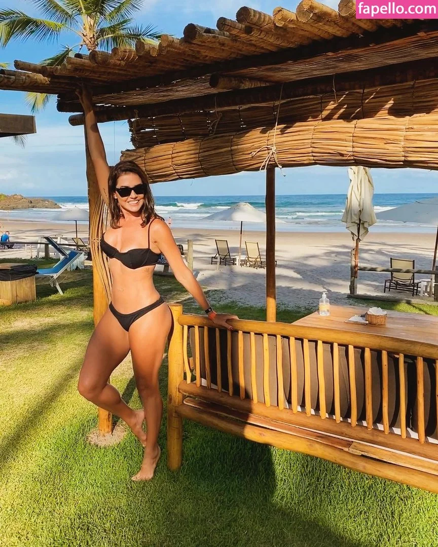 Deborah Secco / dedesecco Onlyfans Photo Gallery 