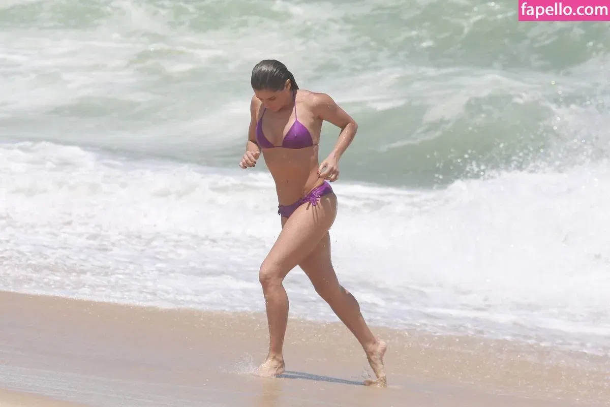 Deborah Secco / dedesecco Onlyfans Photo Gallery 