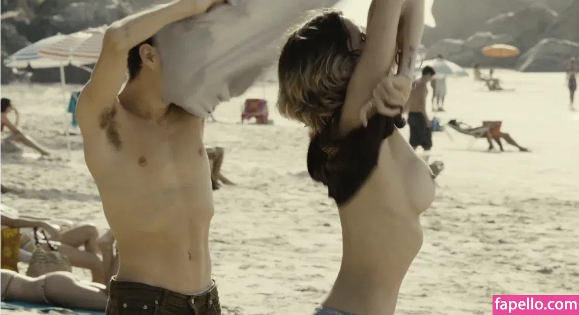 Deborah Secco / dedesecco Onlyfans Photo Gallery 