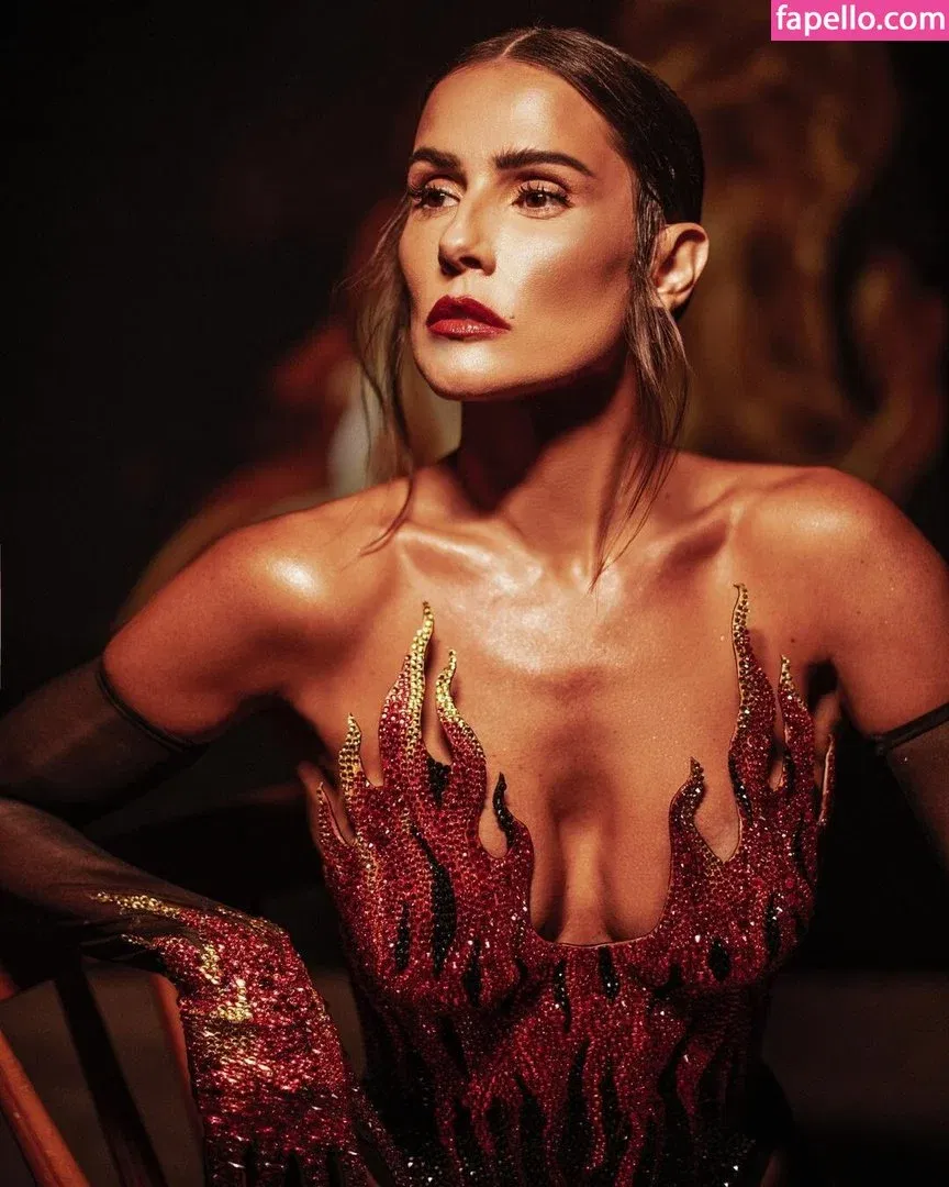 Deborah Secco / dedesecco Onlyfans Photo Gallery 