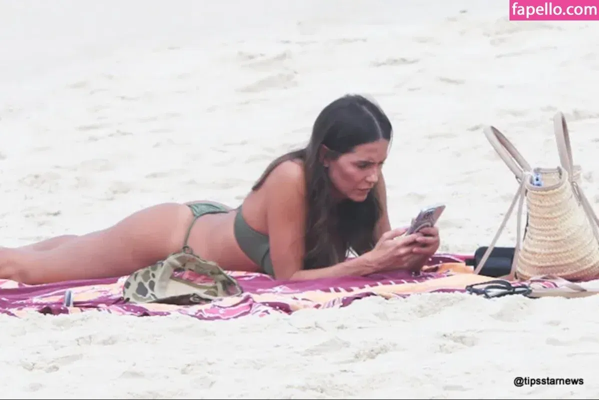 Deborah Secco / dedesecco Onlyfans Photo Gallery 