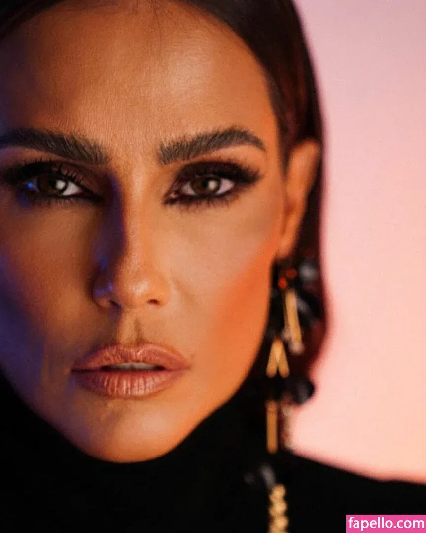 Deborah Secco / dedesecco Onlyfans Photo Gallery 