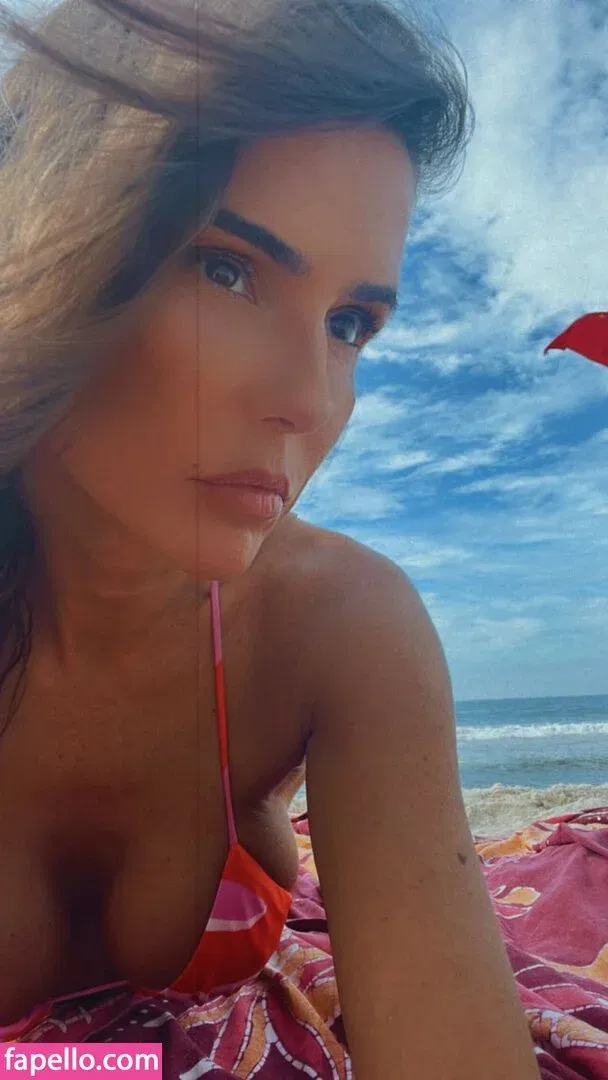 Deborah Secco / dedesecco Onlyfans Photo Gallery 