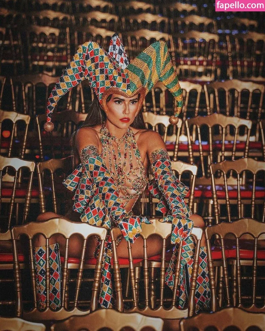 Deborah Secco / dedesecco Onlyfans Photo Gallery 