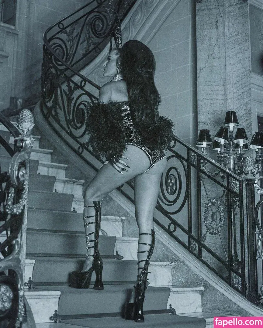 Deborah Secco / dedesecco Onlyfans Photo Gallery 