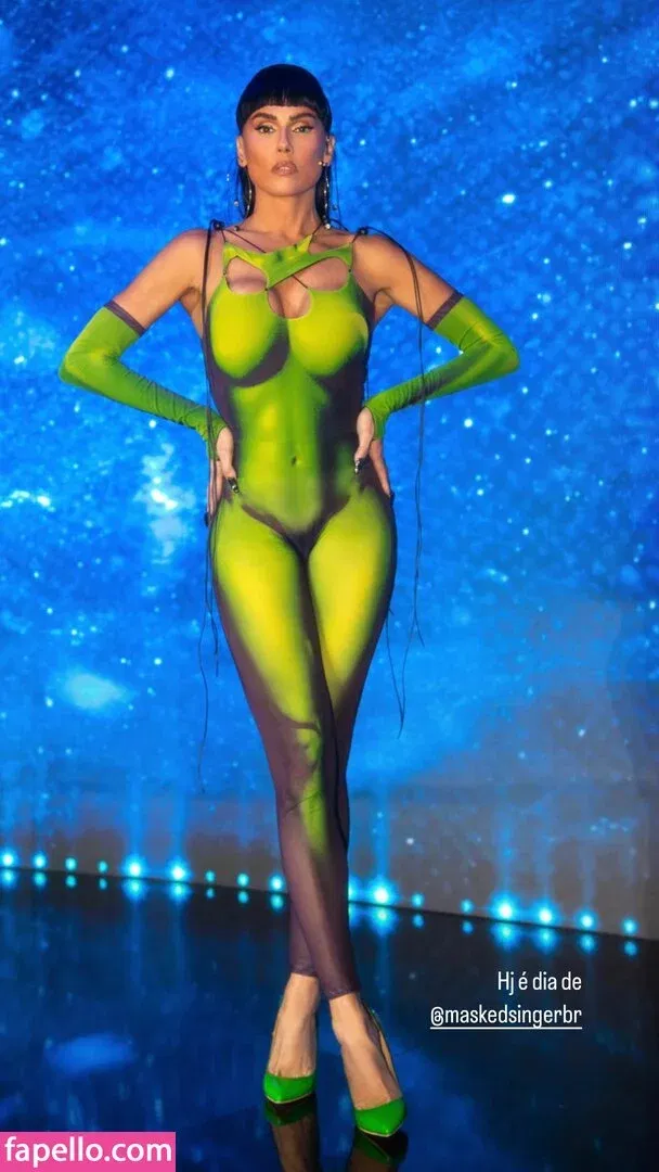 Deborah Secco / dedesecco Onlyfans Photo Gallery 