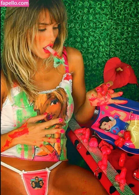 Deborah Secco / dedesecco Onlyfans Photo Gallery 