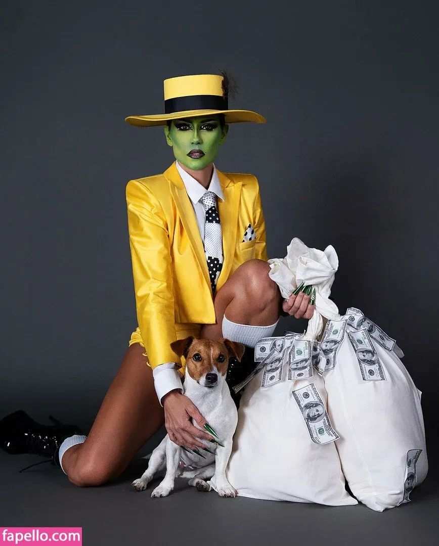 Deborah Secco / dedesecco Onlyfans Photo Gallery 