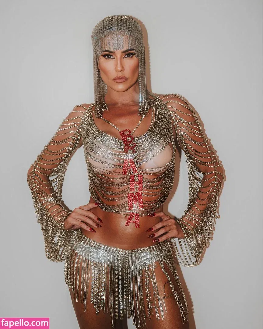 Deborah Secco / dedesecco Onlyfans Photo Gallery 