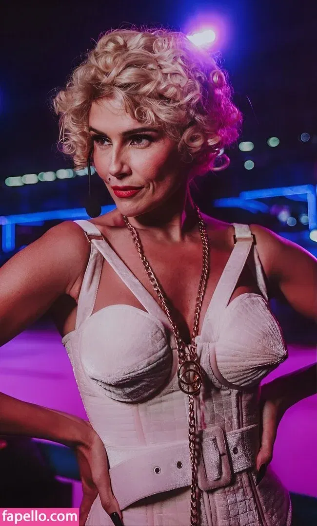 Deborah Secco / dedesecco Onlyfans Photo Gallery 