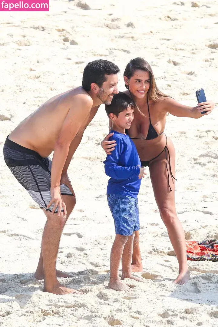 Deborah Secco / dedesecco Onlyfans Photo Gallery 