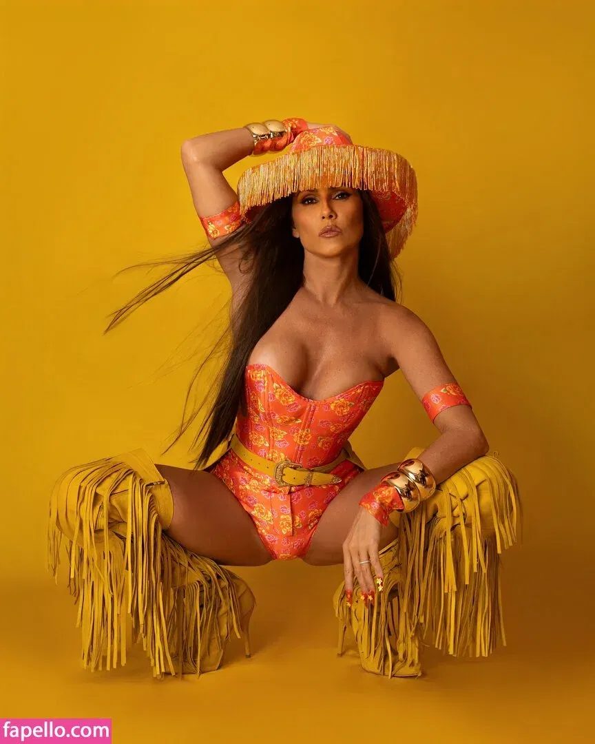 Deborah Secco / dedesecco Onlyfans Photo Gallery 