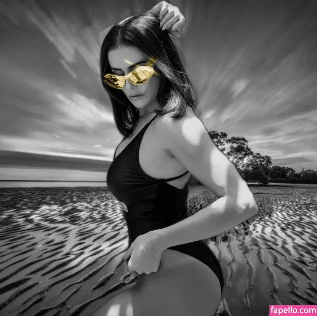 Deborah Secco / dedesecco Onlyfans Photo Gallery 