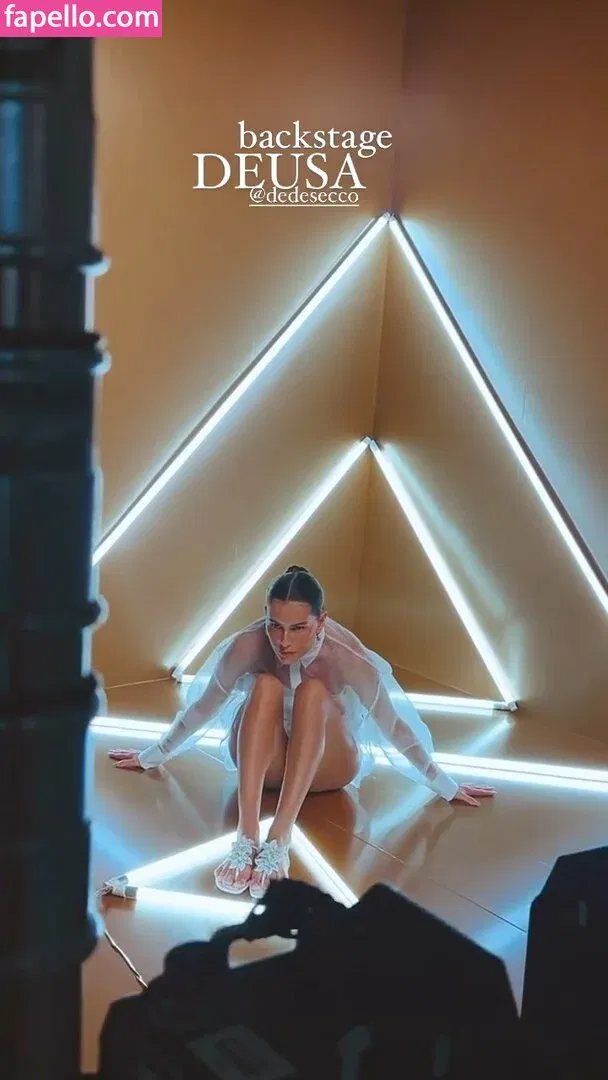 Deborah Secco / dedesecco Onlyfans Photo Gallery 