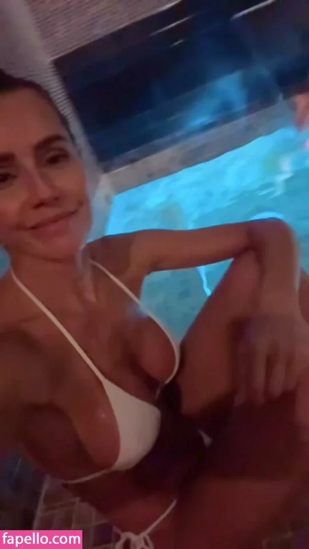 Deborah Secco / dedesecco Onlyfans Photo Gallery 