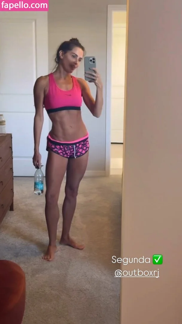 Deborah Secco / dedesecco Onlyfans Photo Gallery 