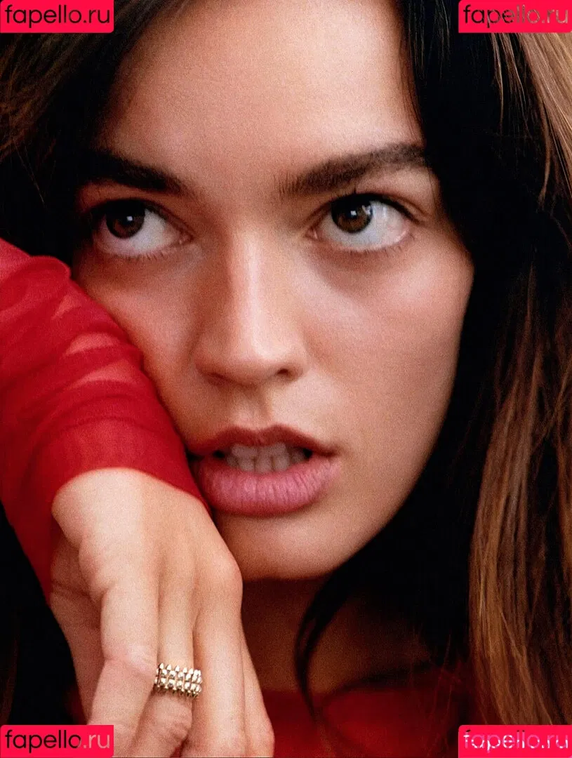 Emma Mackey / Sex Education Flaunt magazine shoot / emmatmackey Onlyfans Photo Gallery 