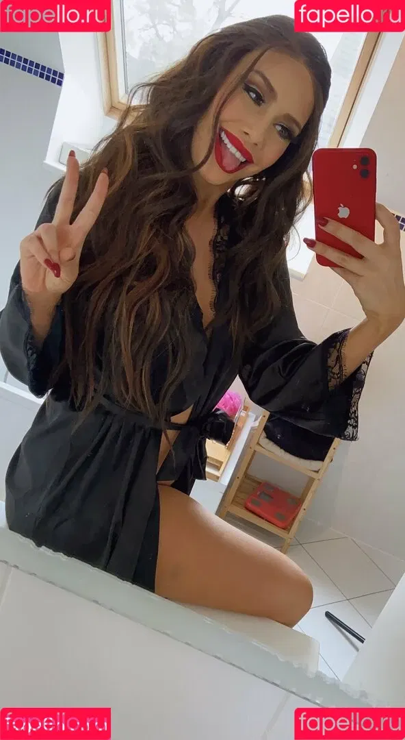 Esmeeteaches / Xoesmeerose Onlyfans Photo Gallery 