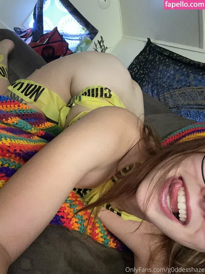 g0dd3ssofl0v3 / g0ddesshaze Onlyfans Photo Gallery 