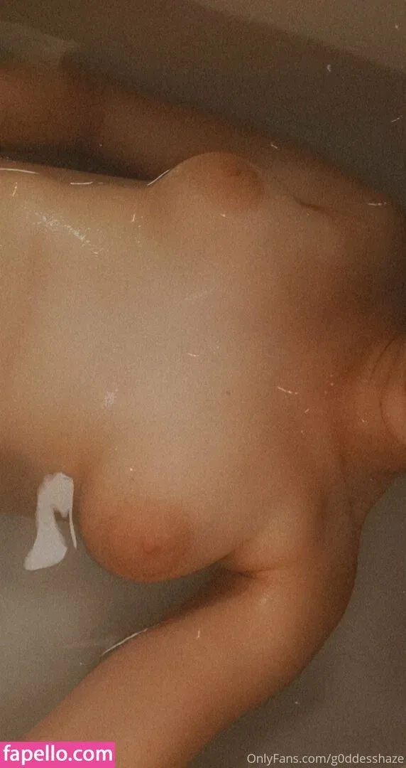 g0dd3ssofl0v3 / g0ddesshaze Onlyfans Photo Gallery 