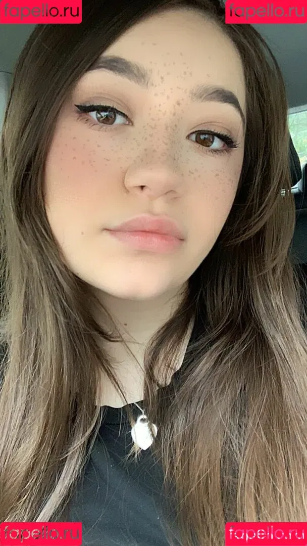 Bananabrea / bananabreaa Onlyfans Photo Gallery 