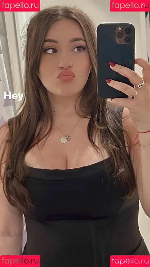 Bananabrea / bananabreaa Onlyfans Photo Gallery 