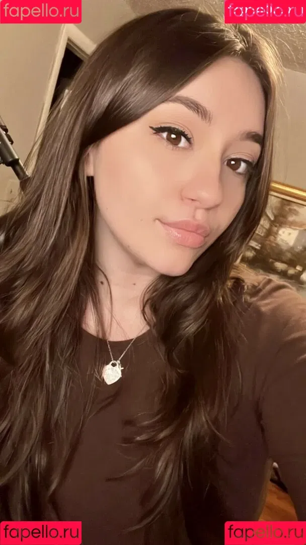 Bananabrea / bananabreaa Onlyfans Photo Gallery 